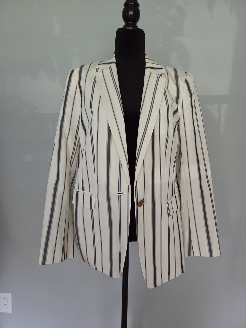 Lafayette 148 New York White Blazer with Black Stripes